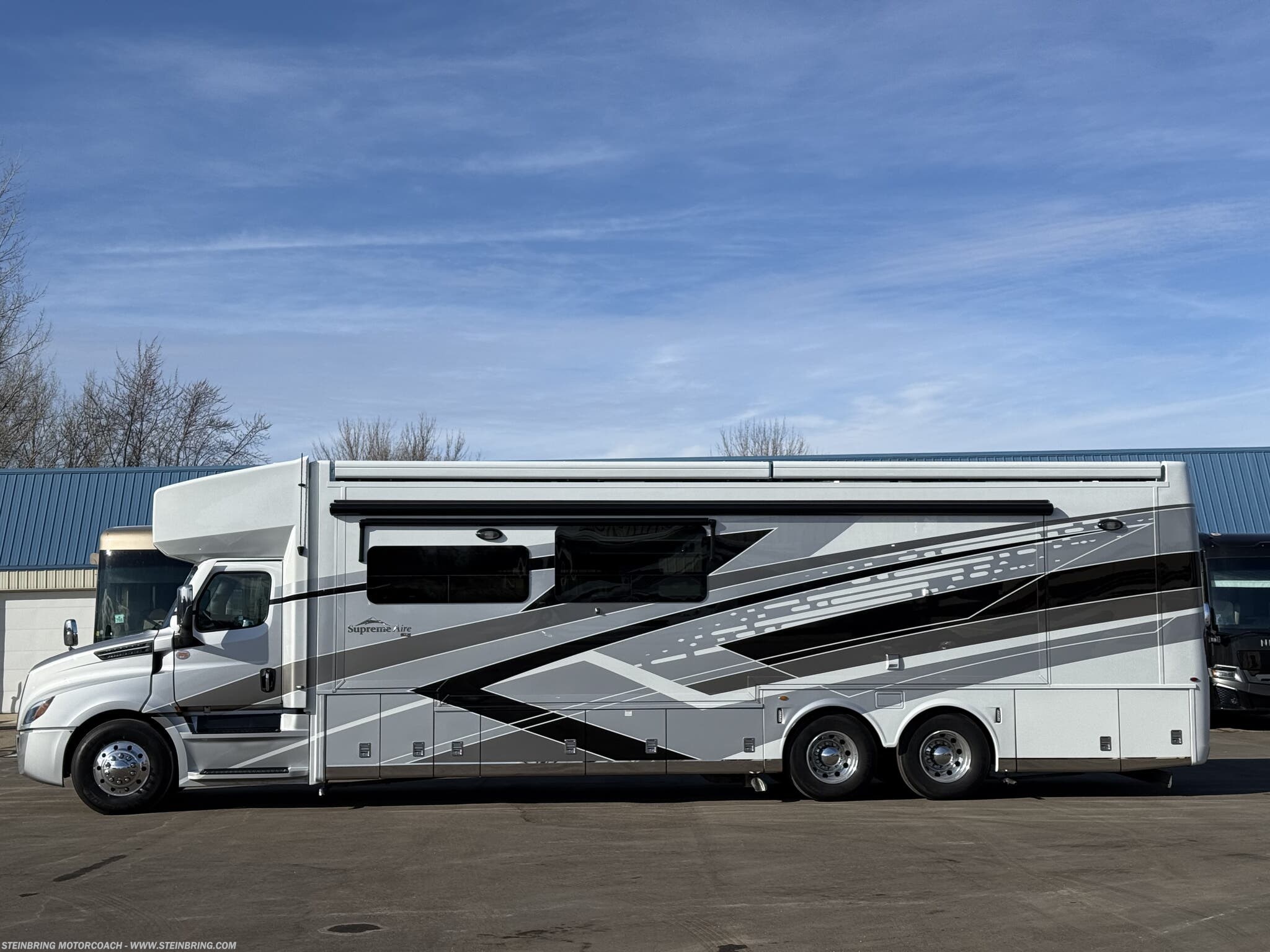 New 2026 Newmar Supreme Aire 4505 available in Garfield, Minnesota