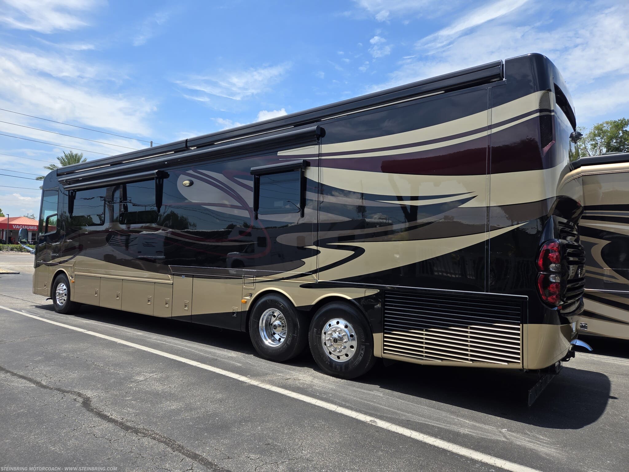 2014 Newmar Essex 4544 - Used Class A for sale by Steinbring Motorcoach in Garfield, Minnesota