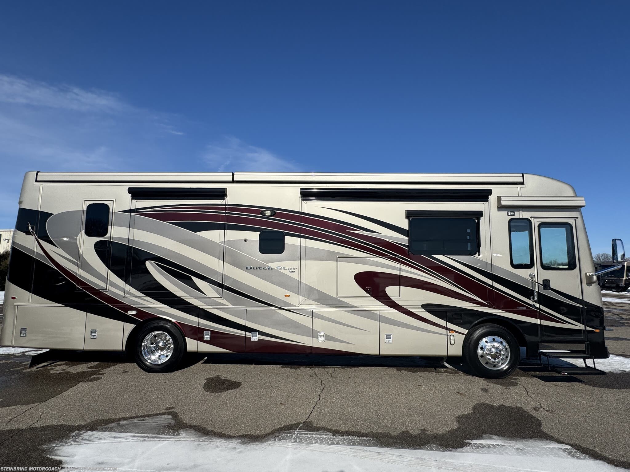 2019 Newmar Dutch Star 3736 - Used Class A for sale by Steinbring Motorcoach in Garfield, Minnesota
