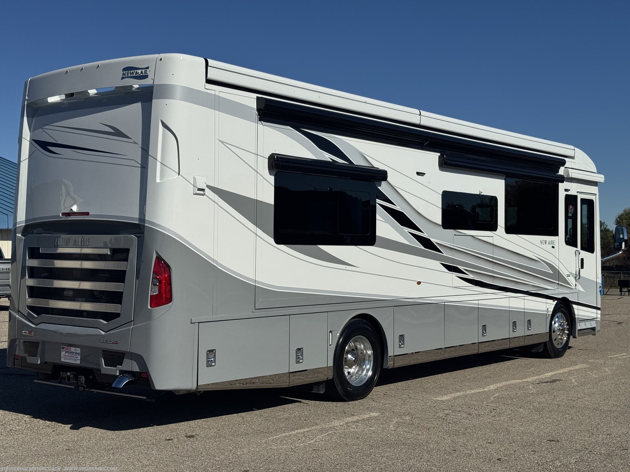 New 2027 Newmar New Aire 3543 available in Garfield, Minnesota
