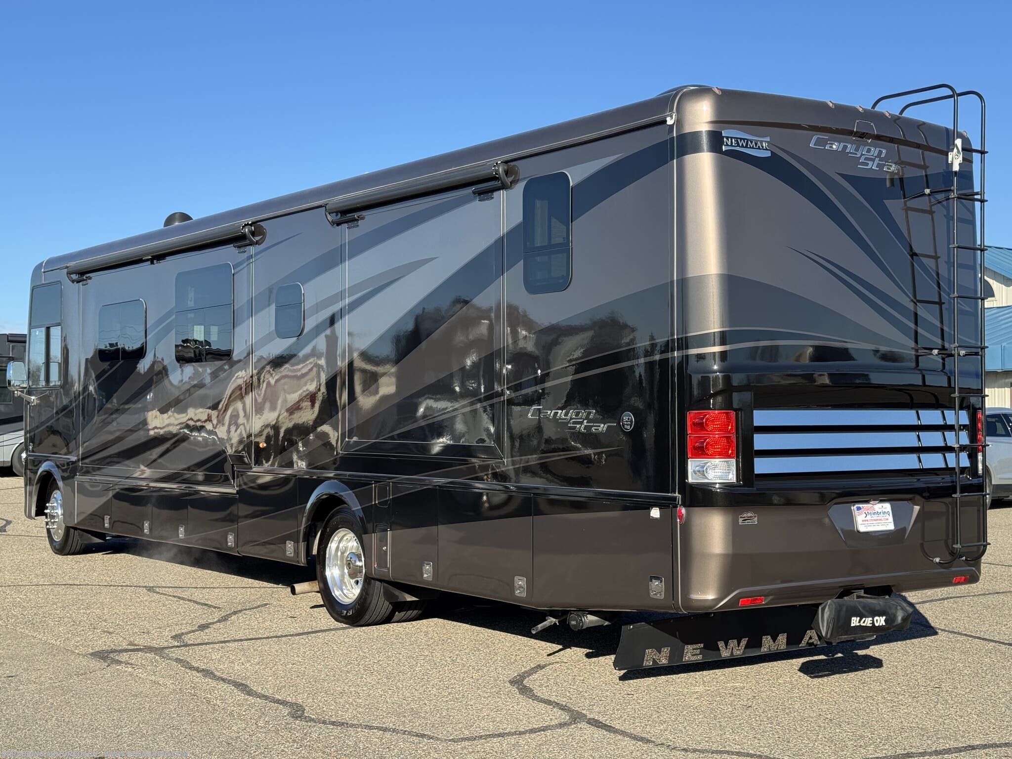 2018 Canyon Star 3953 by Newmar from Steinbring Motorcoach in Garfield, Minnesota