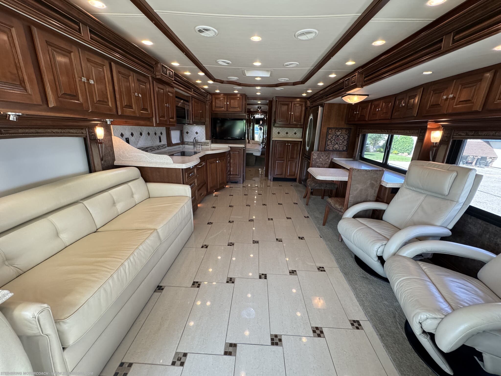 2011 Tiffin Allegro Bus 40 QXP - Used Class A For Sale by Steinbring Motorcoach in Garfield, Minnesota