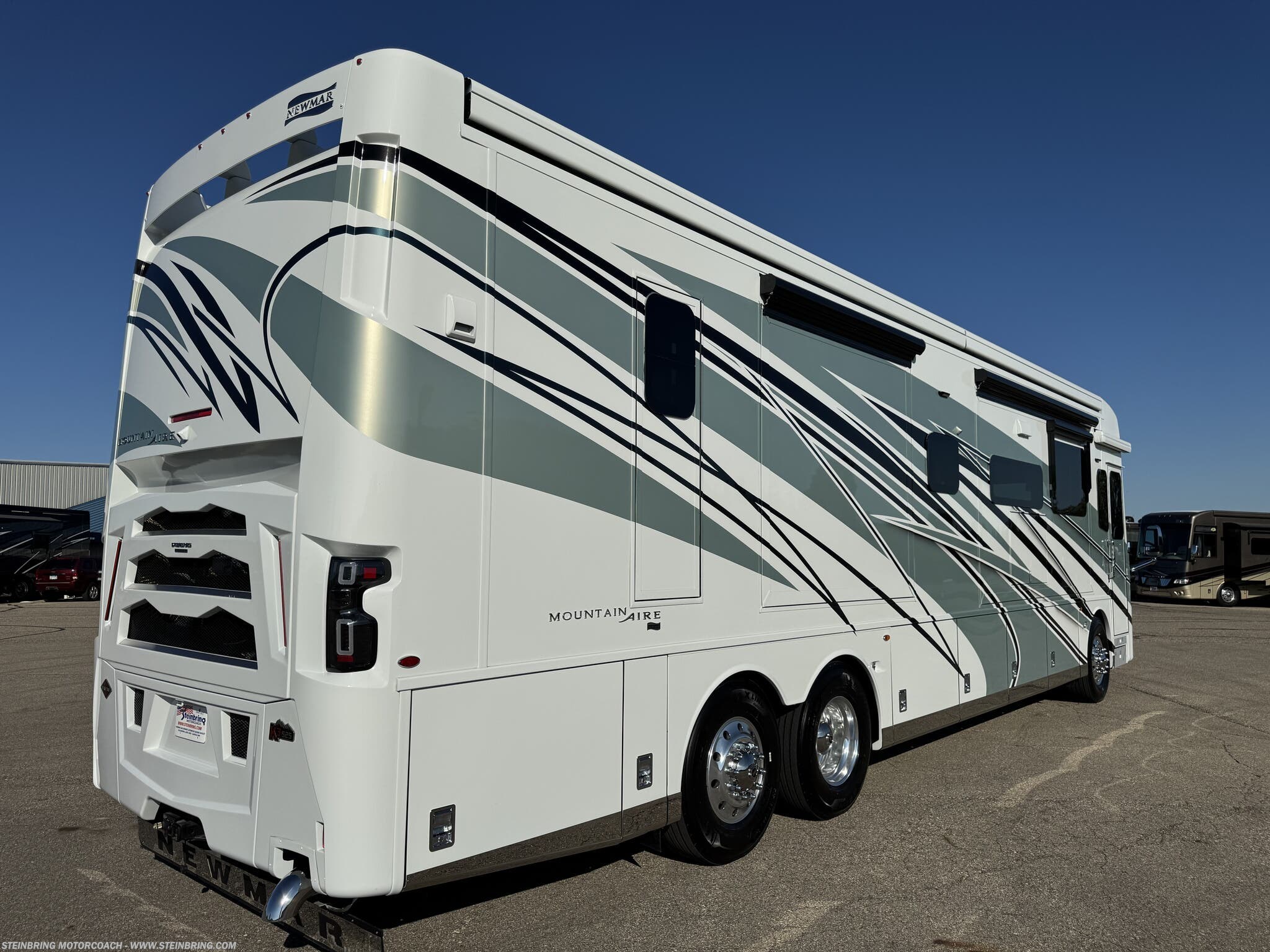 New 2027 Newmar Mountain Aire 4118 available in Garfield, Minnesota
