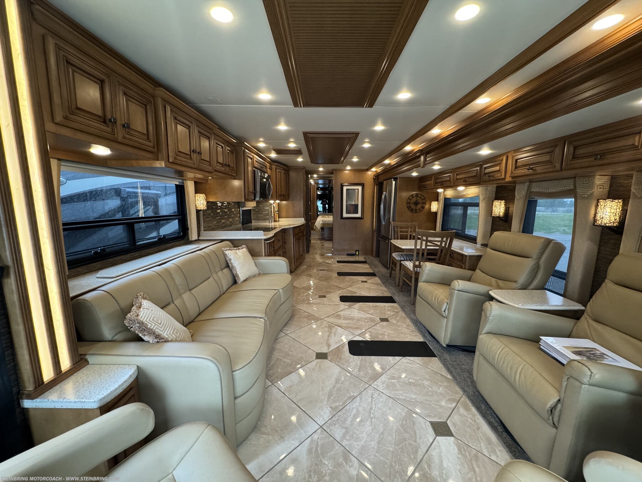 2015 Newmar Dutch Star 4360 - Used Class A for sale by Steinbring Motorcoach in Garfield, Minnesota