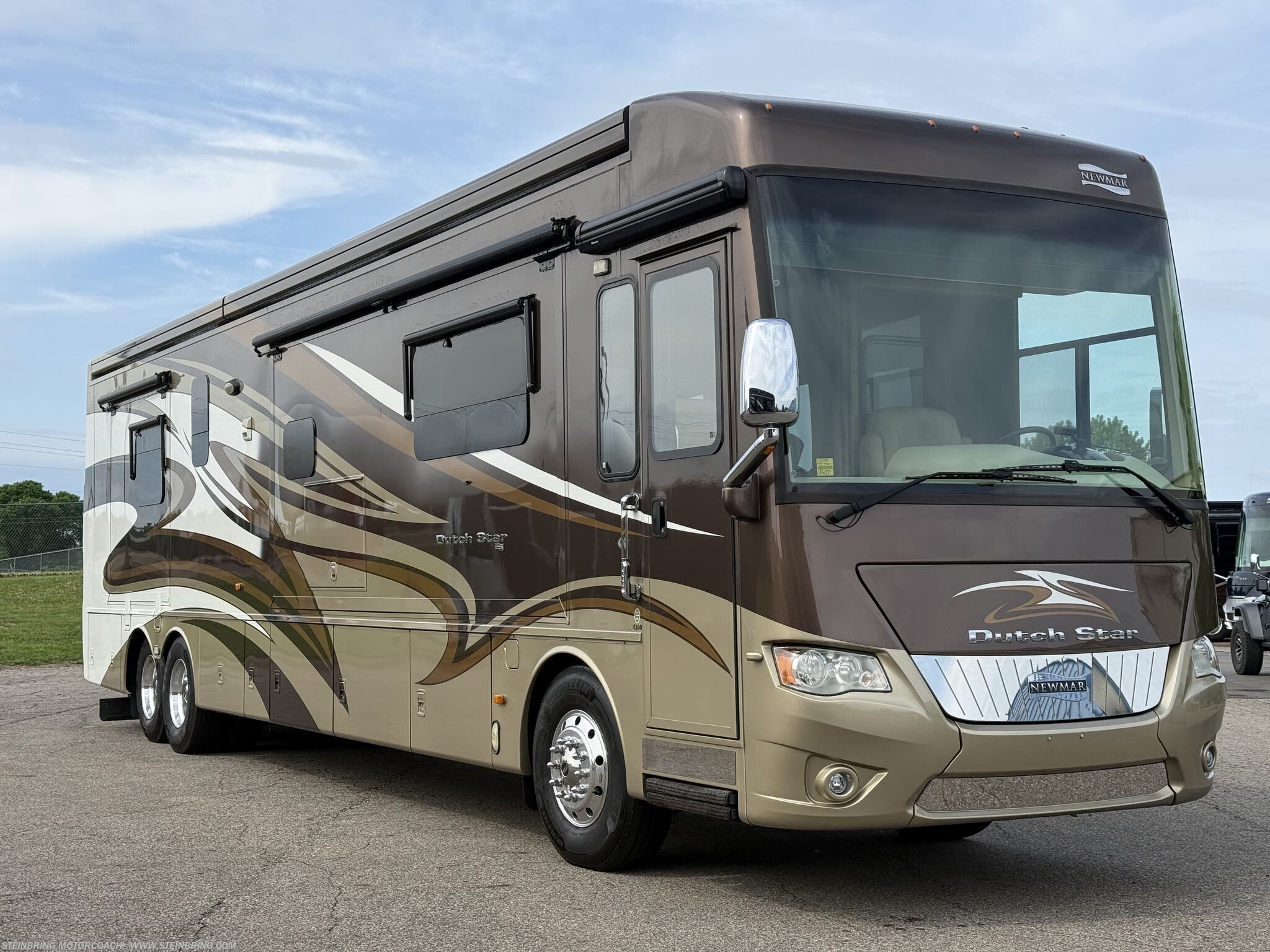 2015 Dutch Star 4360 by Newmar from Steinbring Motorcoach in Garfield, Minnesota
