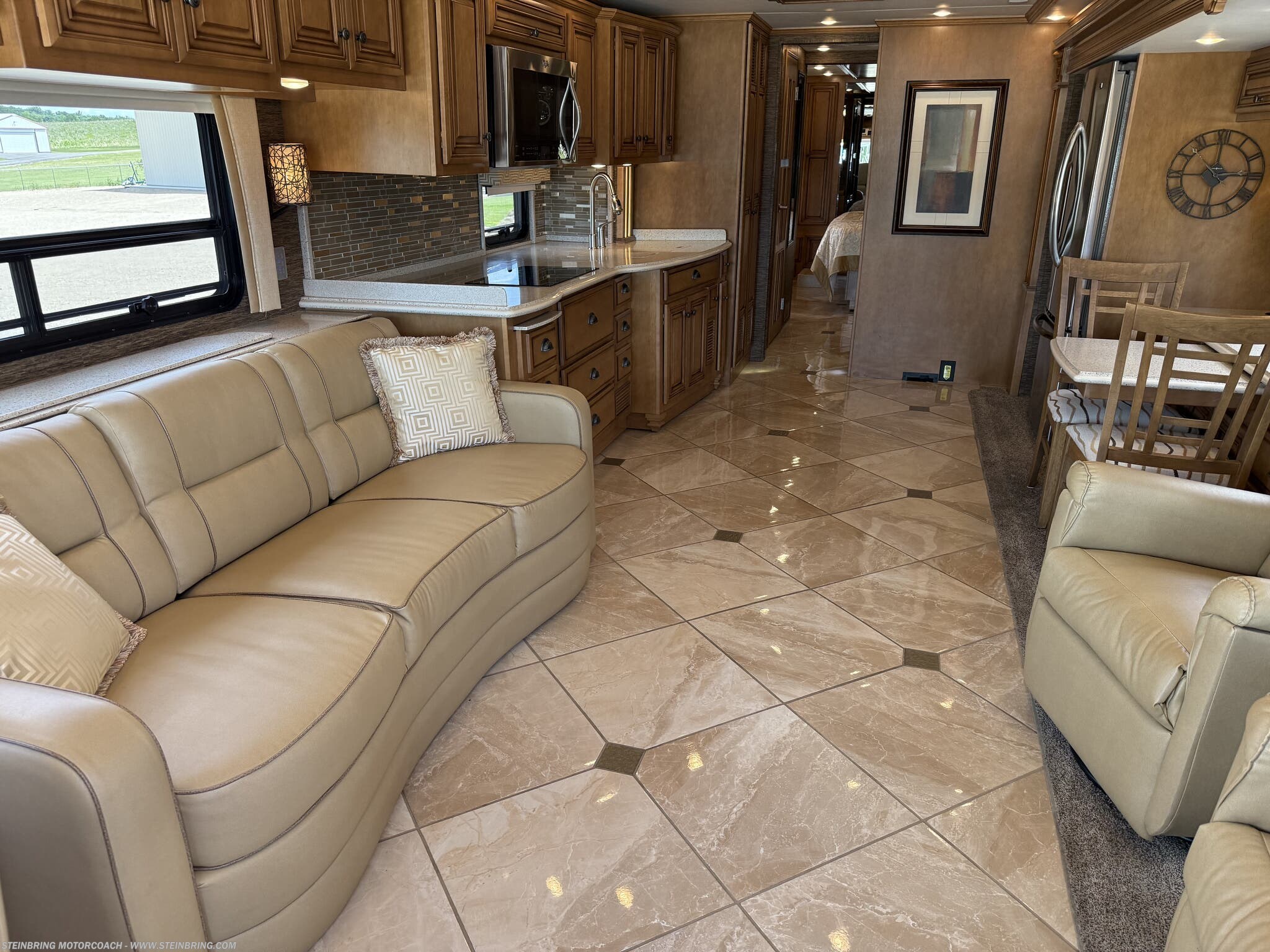 2015 Newmar Dutch Star 4360 - Used Class A For Sale by Steinbring Motorcoach in Garfield, Minnesota