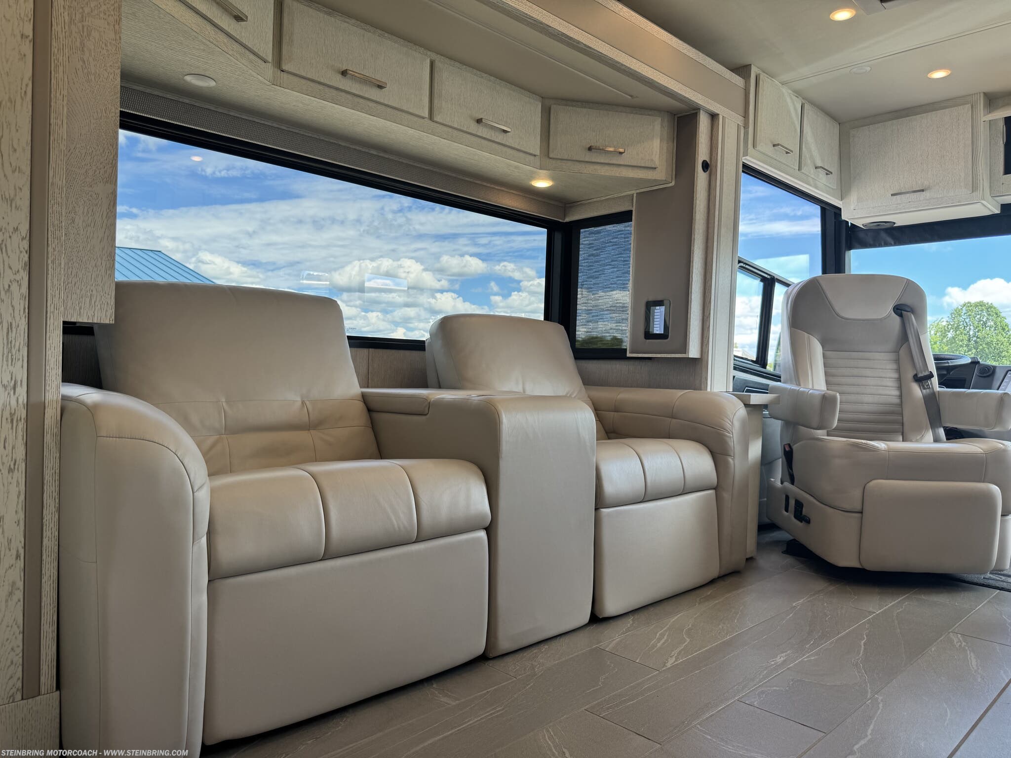 2022 Newmar New Aire 3543 - Used Class A for sale by Steinbring Motorcoach in Garfield, Minnesota
