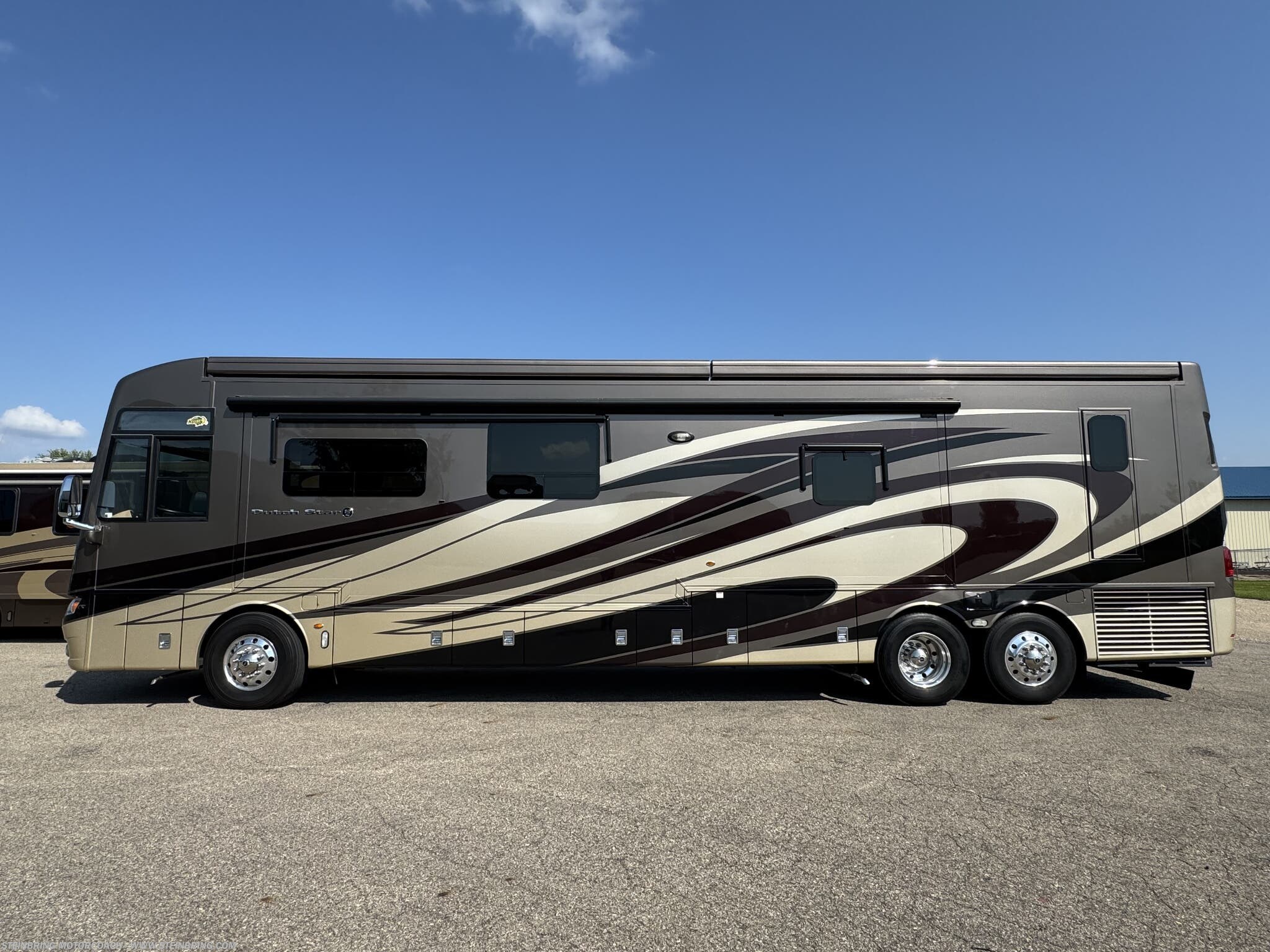 2018 Dutch Star 4369 by Newmar from Steinbring Motorcoach in Garfield, Minnesota