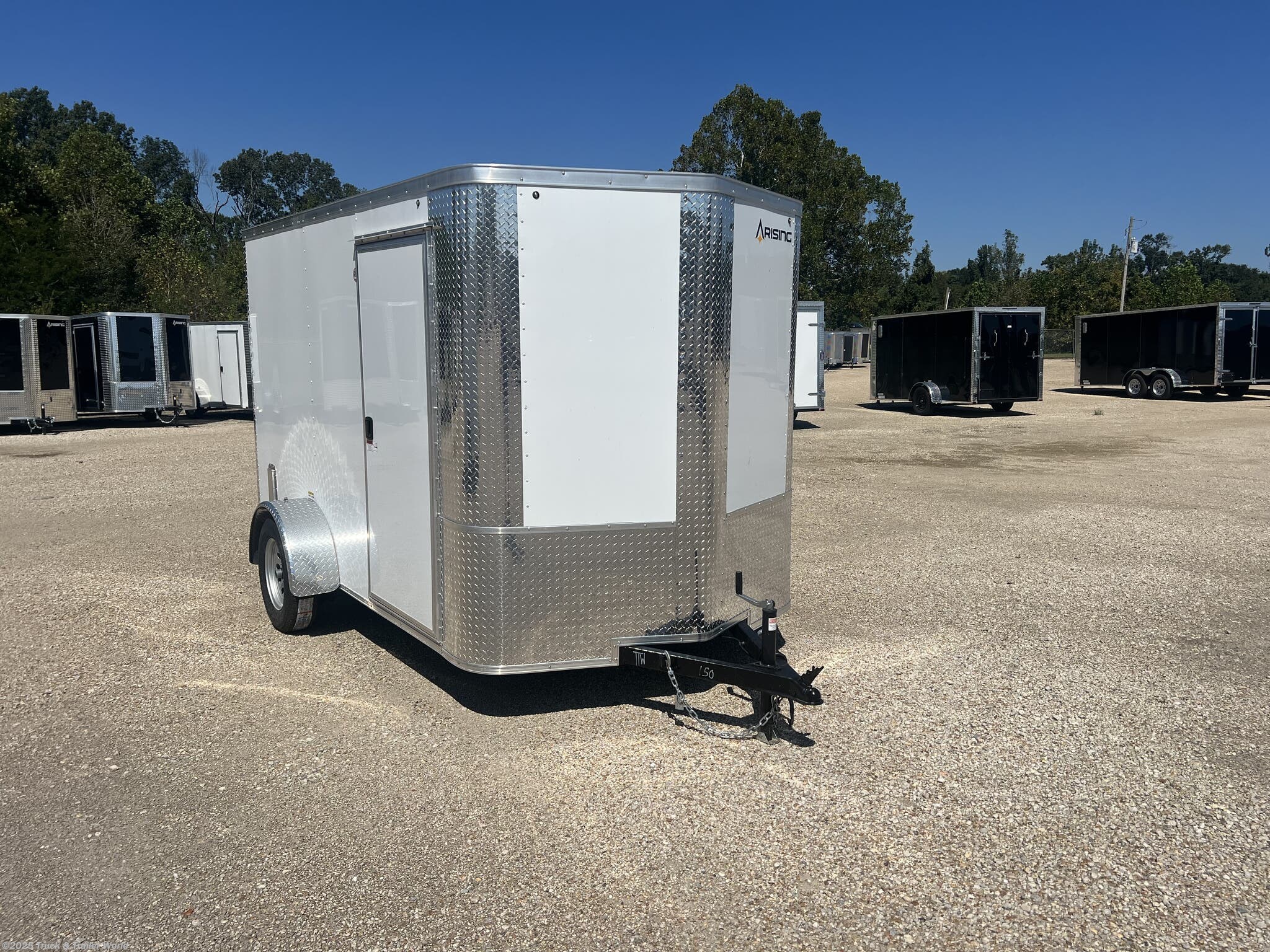 2026 Arising 6' x 10' Single Axle Enclosed