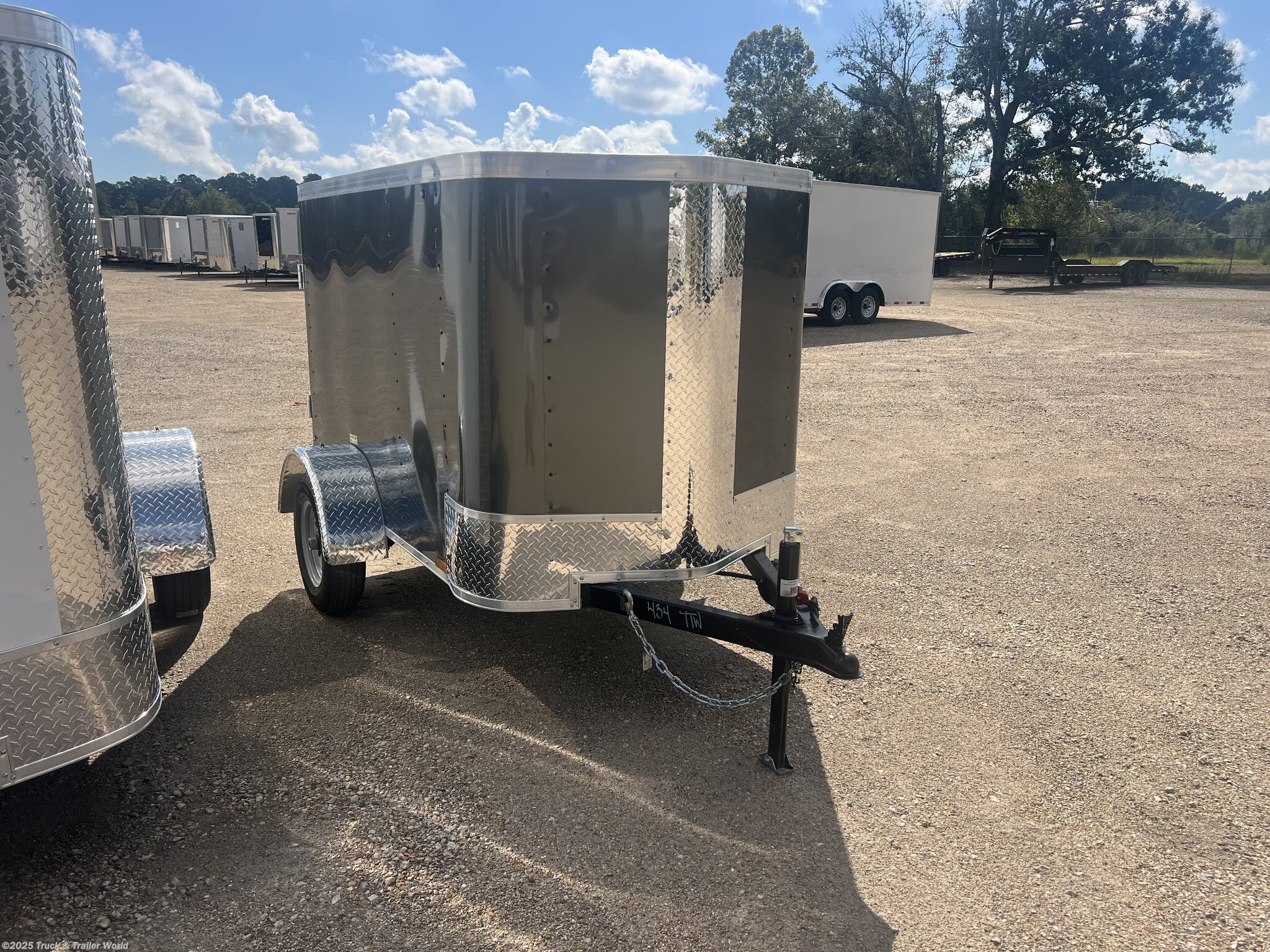 2026 Arising 4' x 6' Single Axle Enclosed