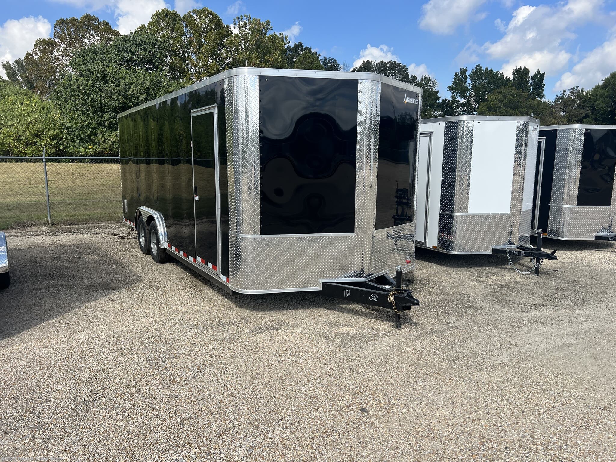2026 Arising 8.5' x 20' Tandem Axle Enclosed