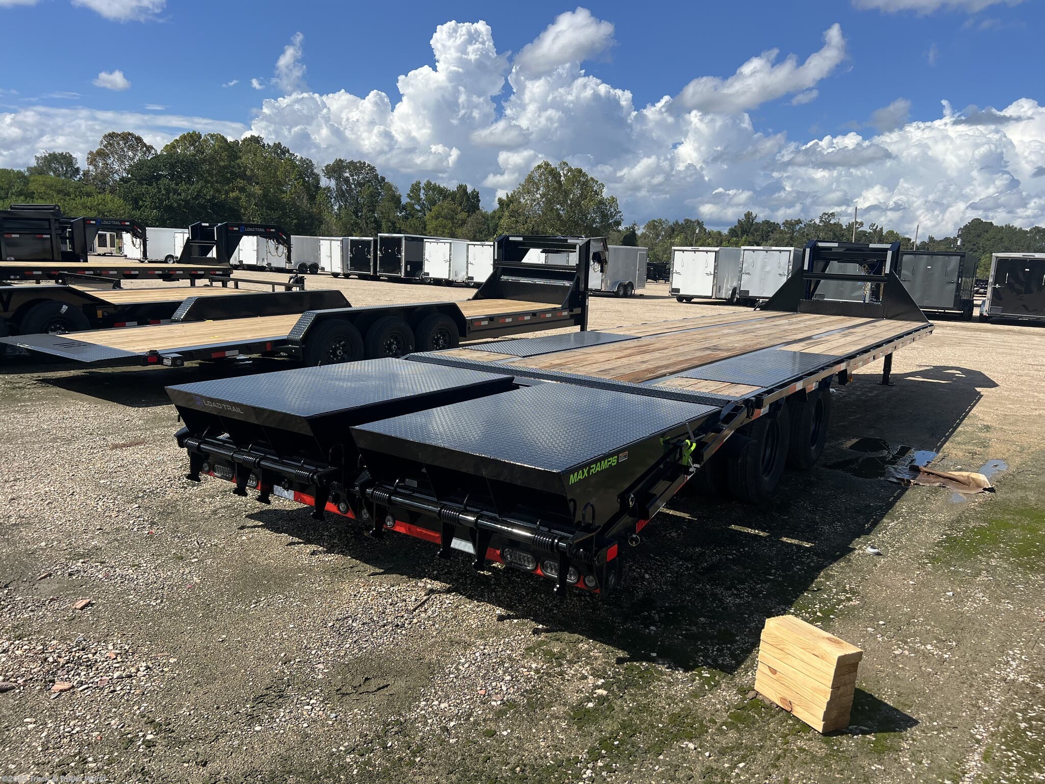 New 2026 Load Trail GP 102" x 32' Tandem Low-Pro Gooseneck available in Denham Springs, Louisiana