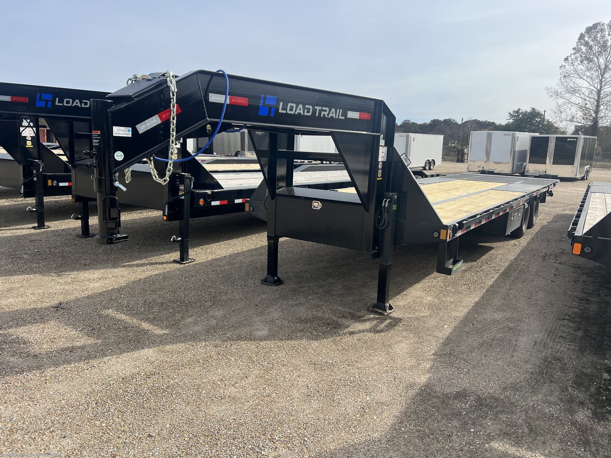 2026 Load Trail GL 102" x 32' Tandem Low-Pro Gooseneck w/Hyd. Dove - New Deckover/Flat Deck Trailer for sale by Truck & Trailer World in Denham Springs, Louisiana