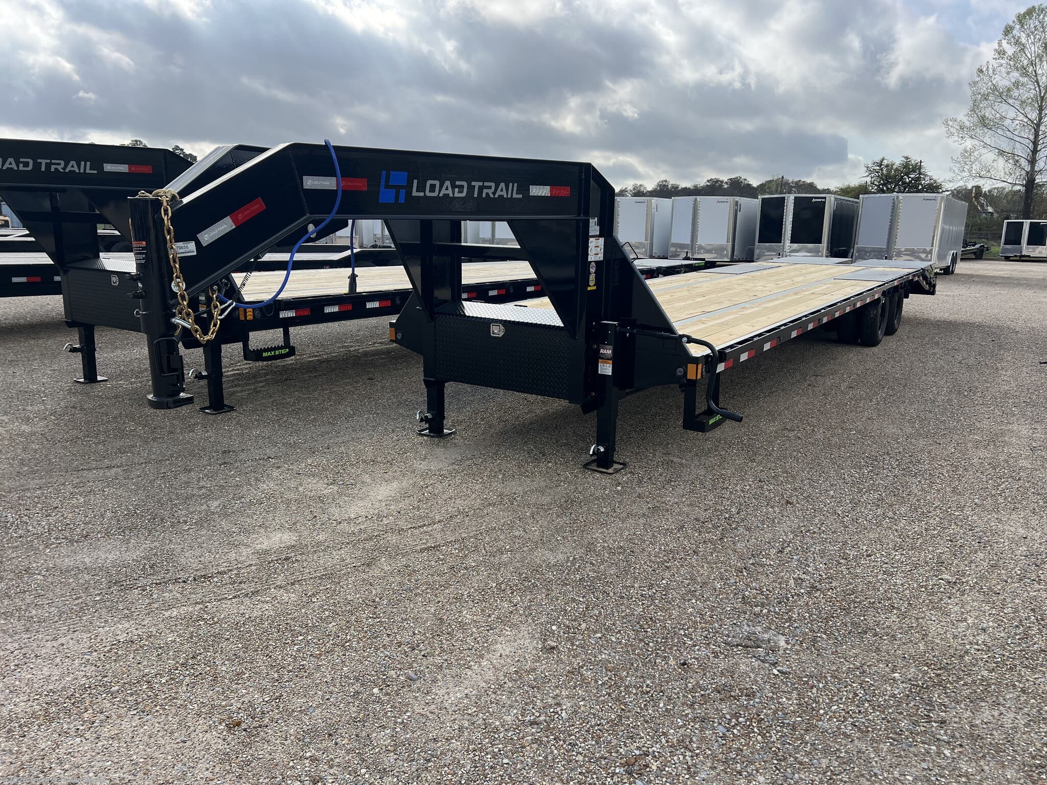 2026 Load Trail GP 102" x 36' Tandem Low-Pro Gooseneck - New Deckover/Flat Deck Trailer for sale by Truck & Trailer World in Denham Springs, Louisiana