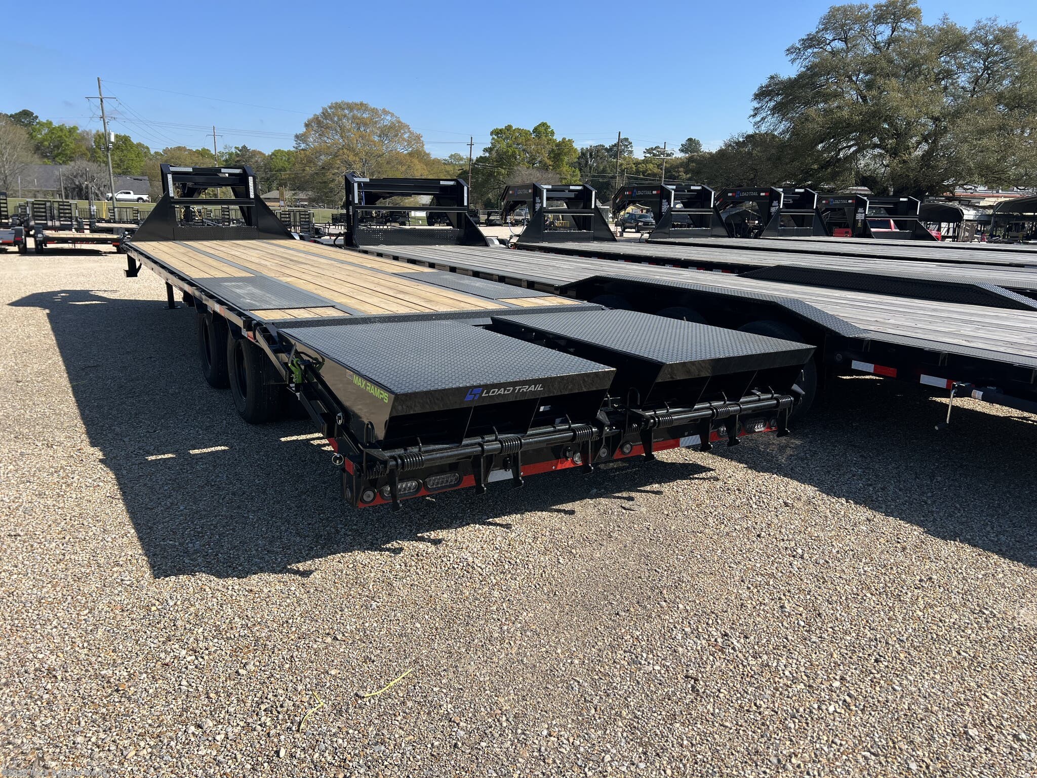 2026 GP 102" x 32' Tandem Low-Pro Gooseneck by Load Trail from Truck & Trailer World in Denham Springs, Louisiana