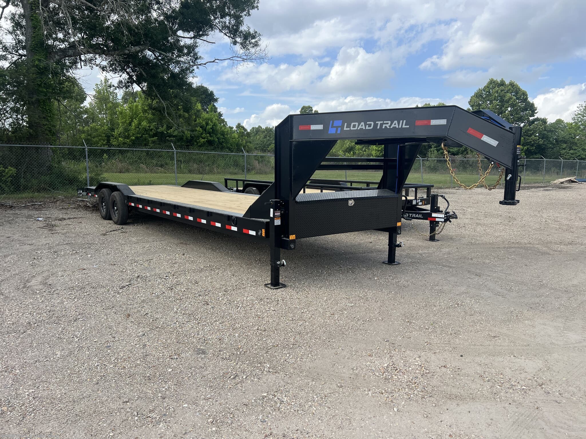 2026 Load Trail GC 102" x 32' Tandem Gooseneck Equipment Trailer
