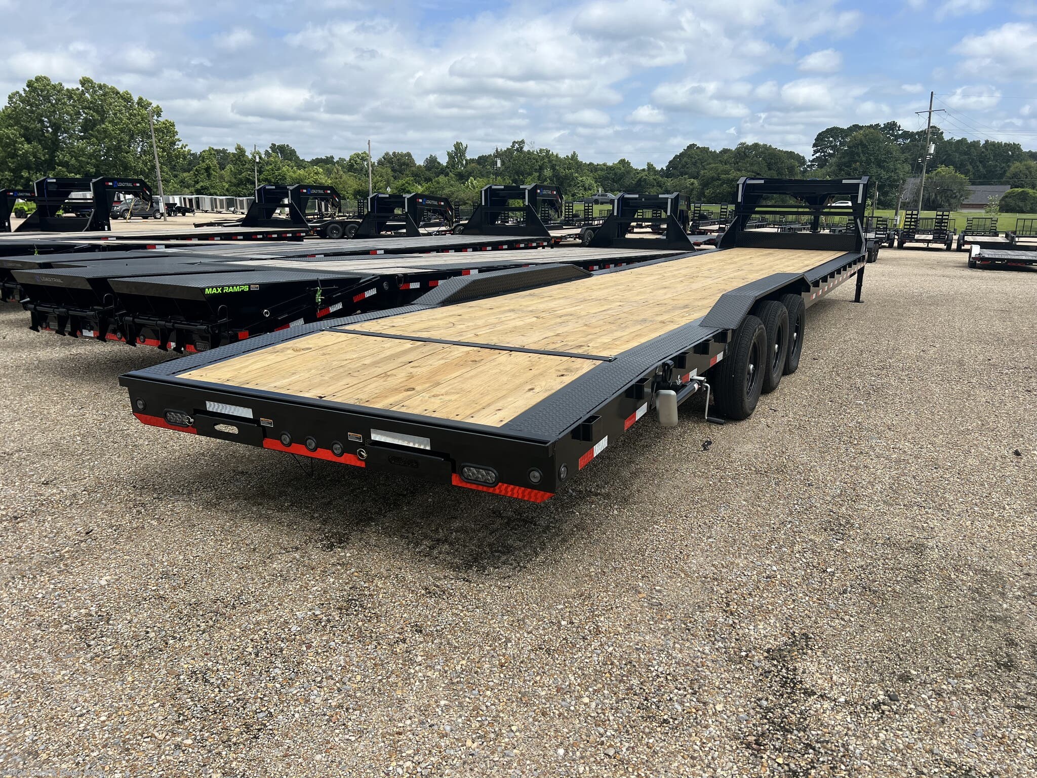 2026 GC 102" x 40' Triple Axle Gooseneck Equipment Trailer by Load Trail from Truck & Trailer World in Denham Springs, Louisiana