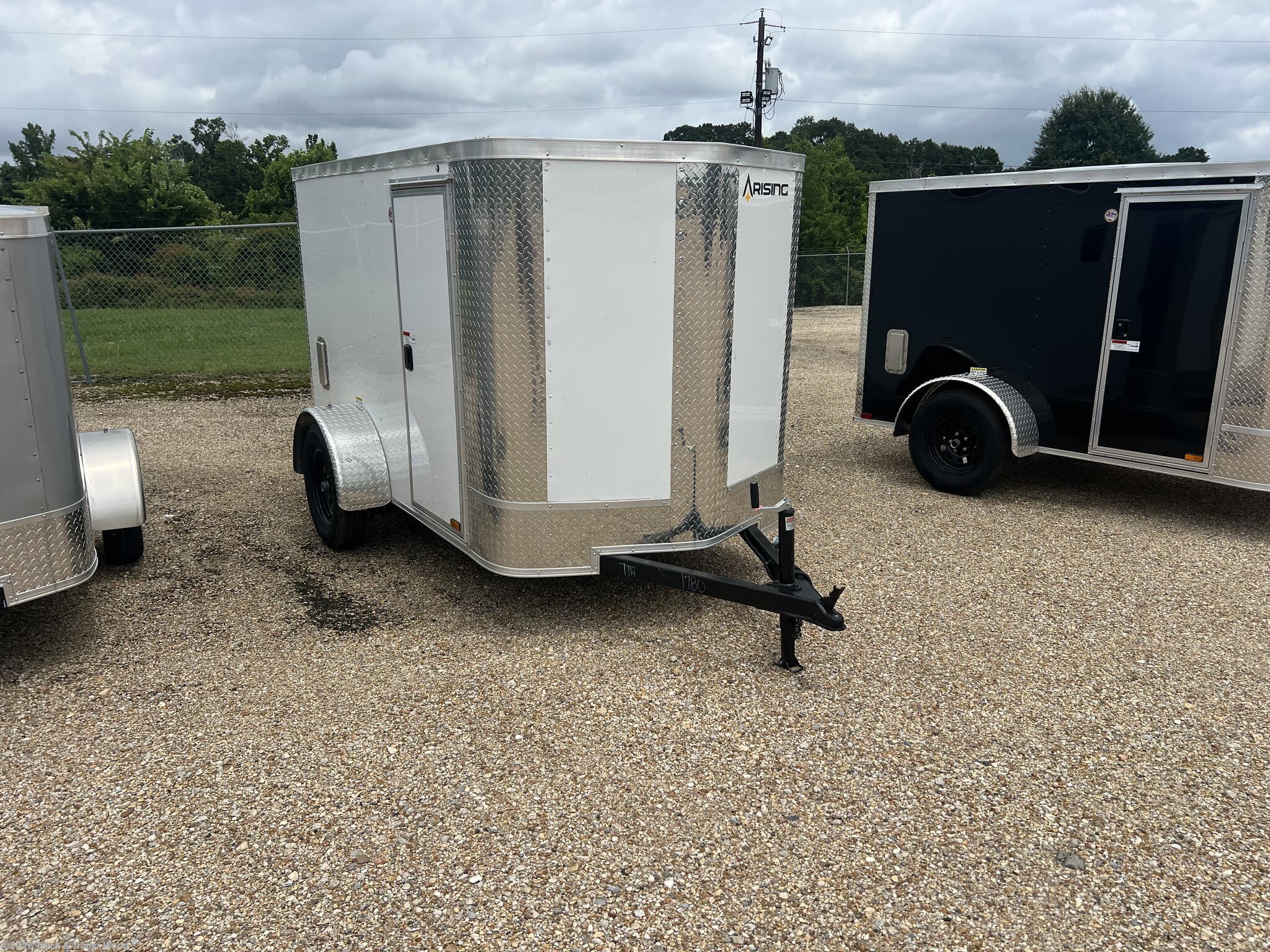 2026 Arising 5' x 8' Single Axle Enclosed