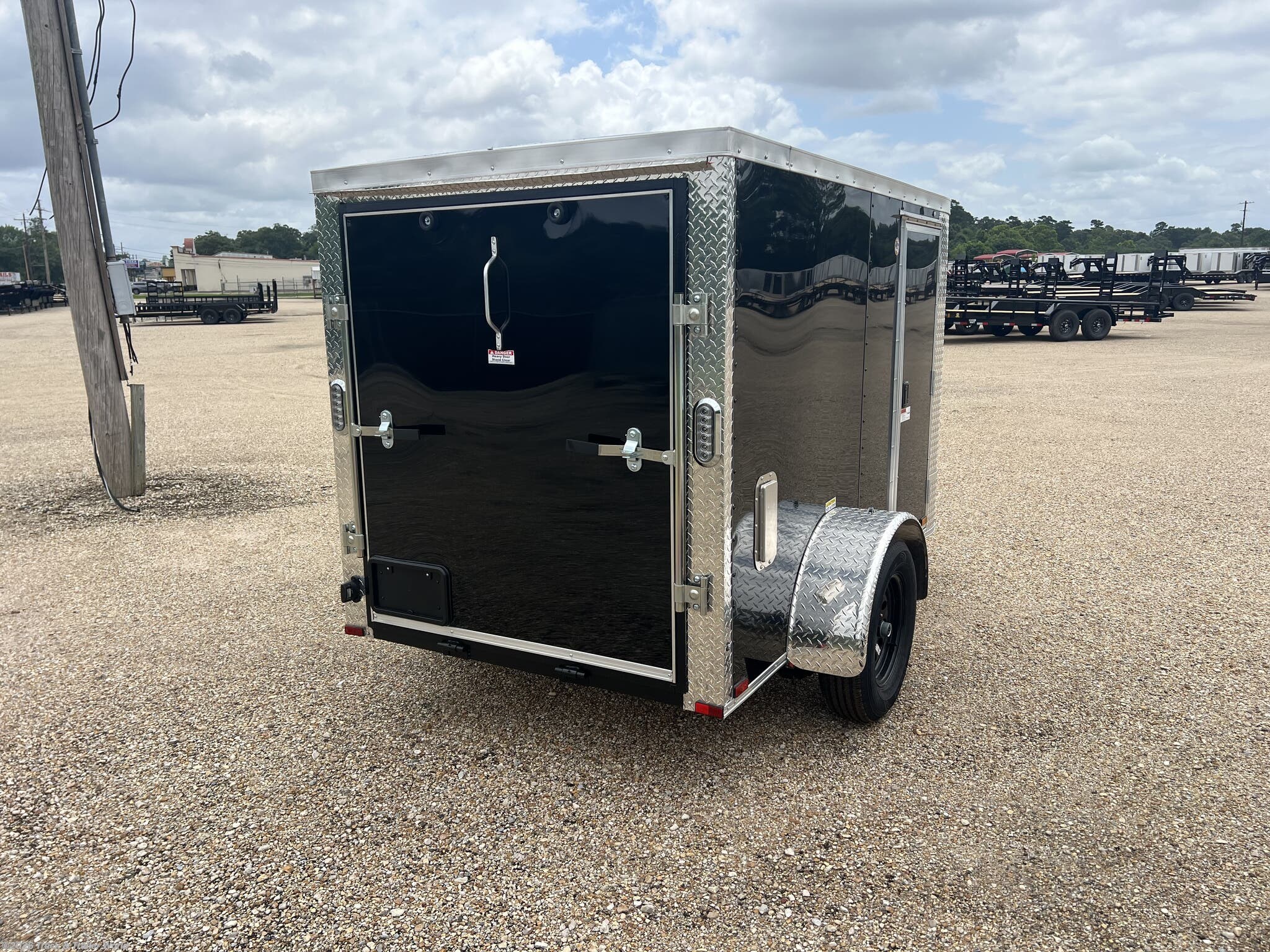 New 2026 Arising 5' x 8' Single Axle Enclosed available in Denham Springs, Louisiana