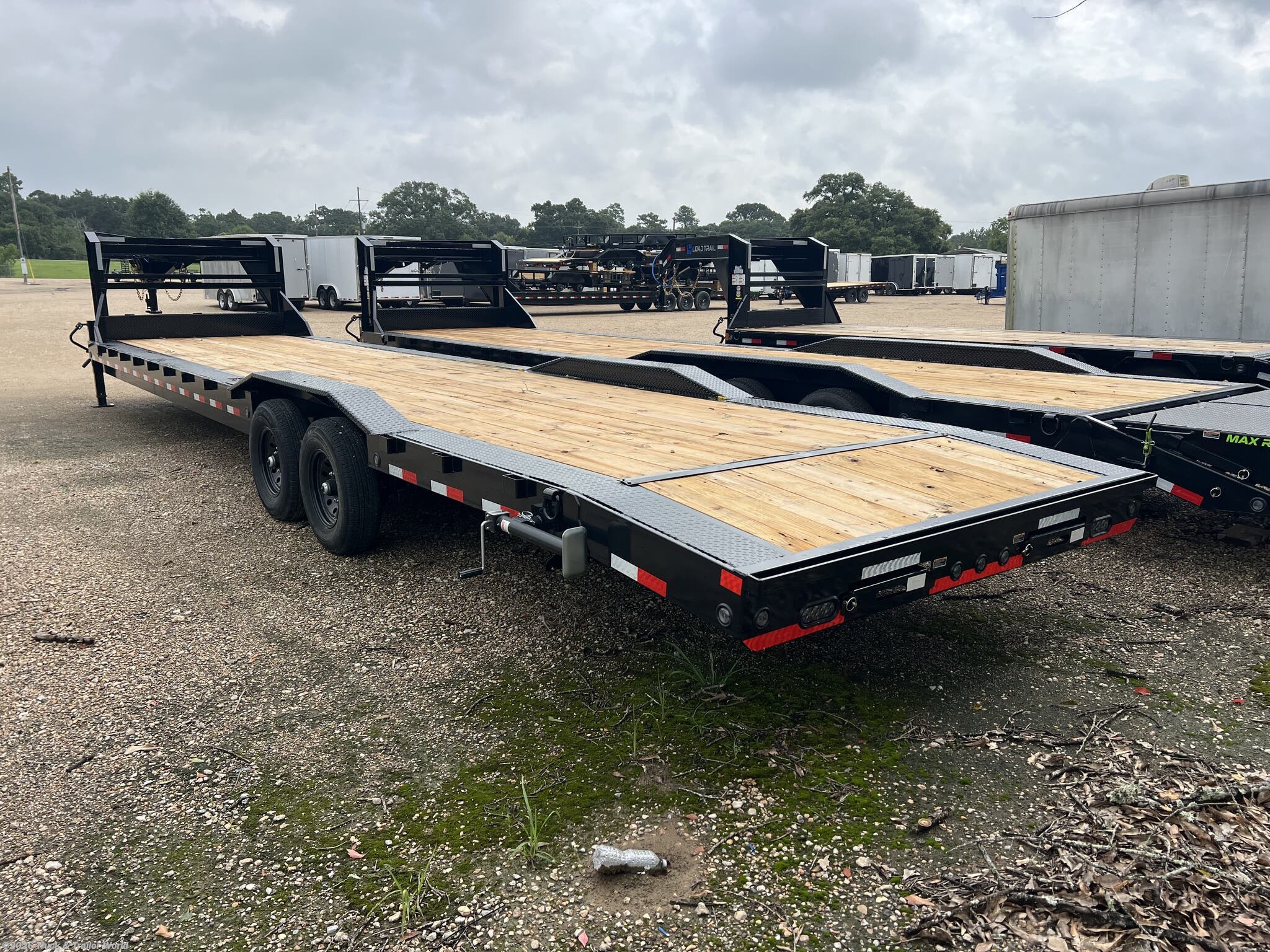 2026 GC 102" x 36' Tandem Gooseneck Equipment Trailer by Load Trail from Truck & Trailer World in Denham Springs, Louisiana