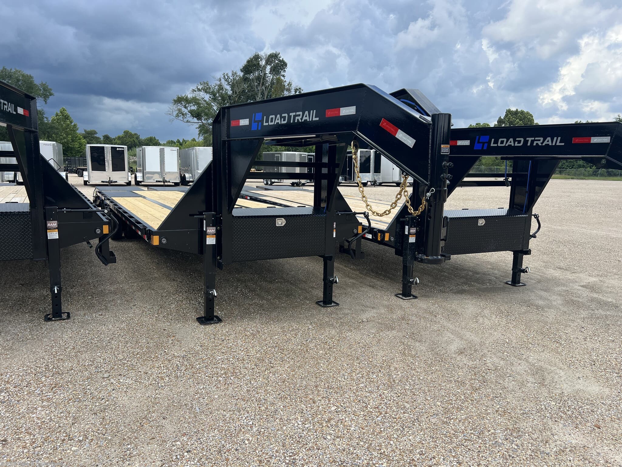 2026 Load Trail GP 102" x 30' Tandem Low-Pro Gooseneck