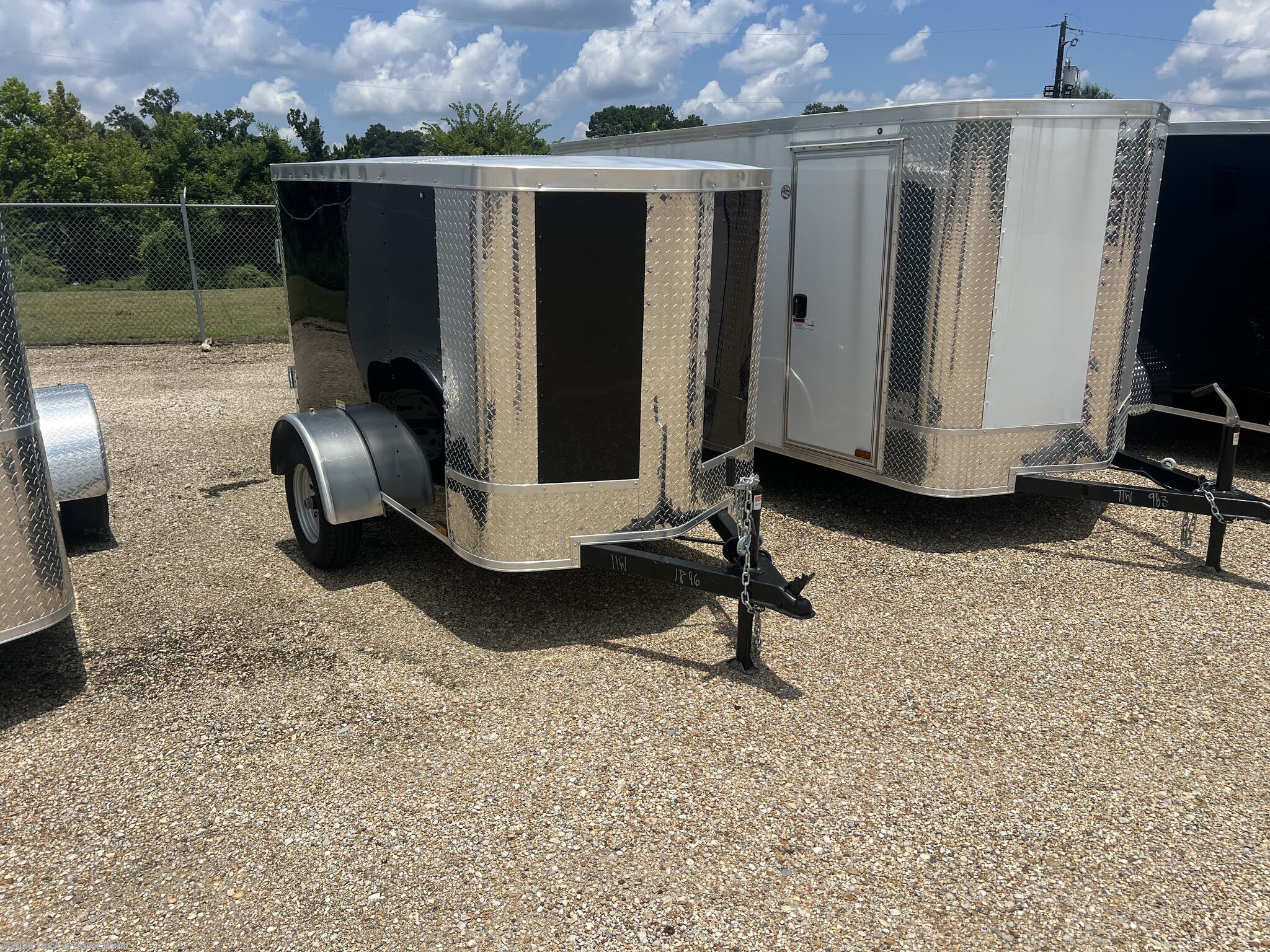 2026 Arising 4' x 6' Single Axle Enclosed
