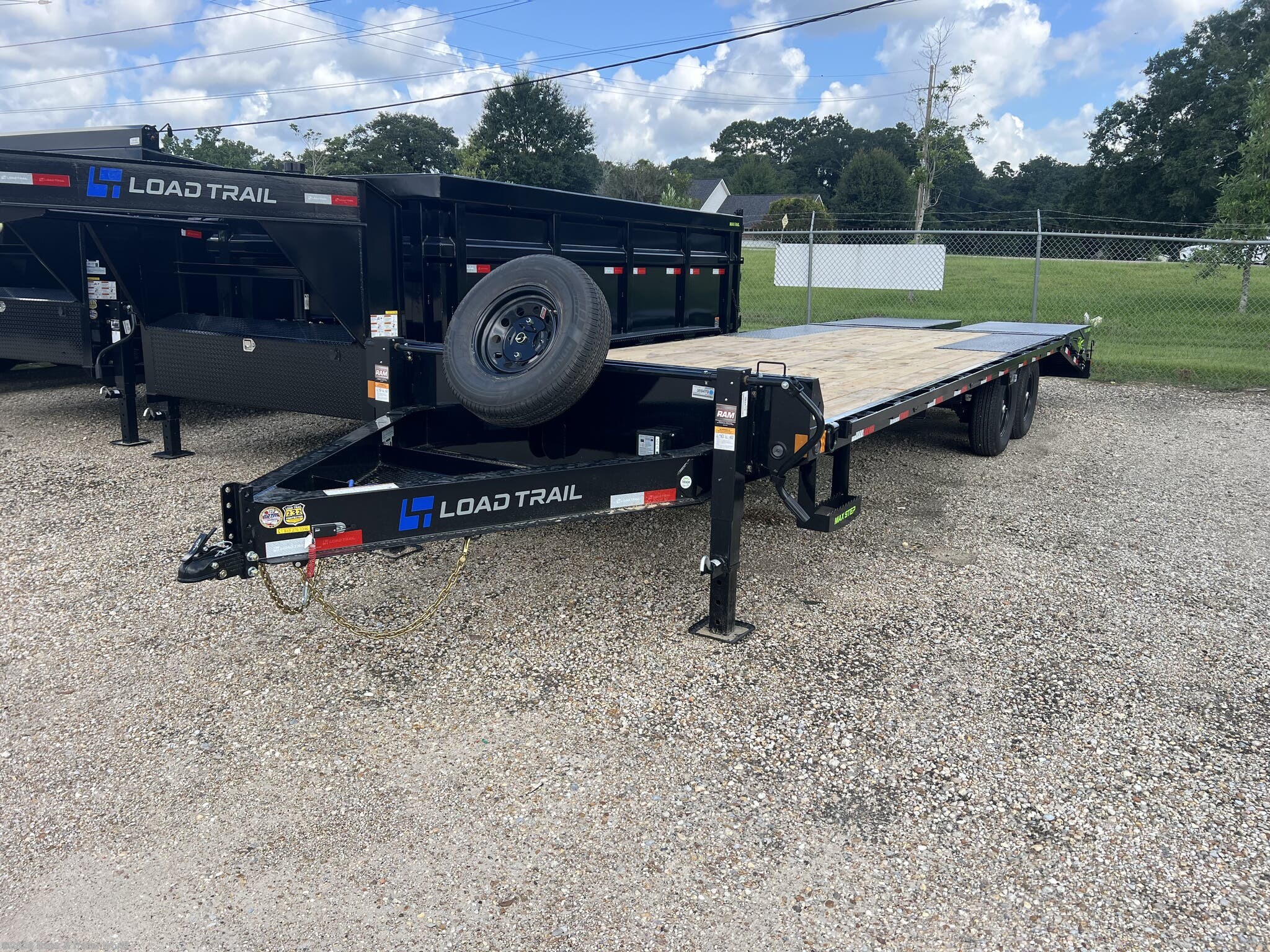 2027 Load Trail PS 102" x 26' Tandem Standard Deckover