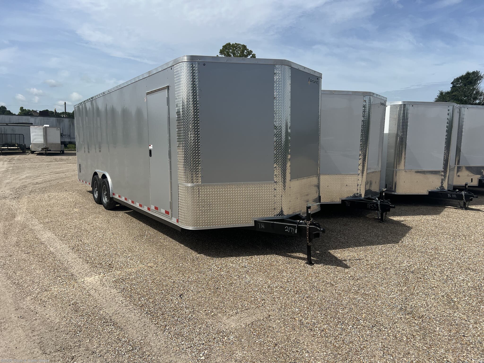 2026 Arising 8.5' x 24' Tandem Axle Enclosed