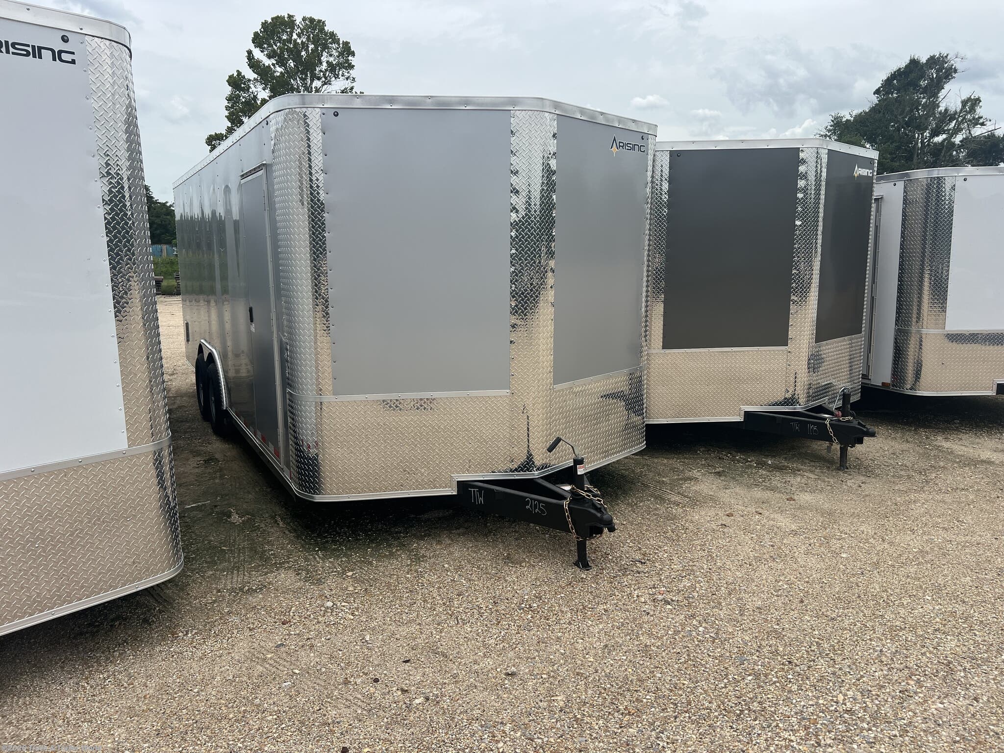 2026 Arising 8.5' x 20' Tandem Axle Enclosed