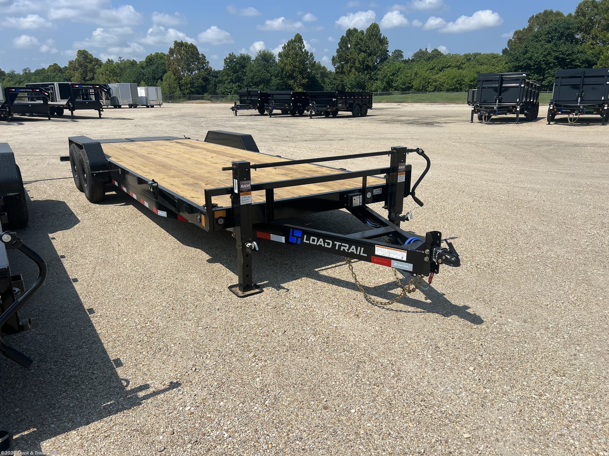 2027 Load Trail CH 83" x 24' Tandem Axle Equipment Trailer