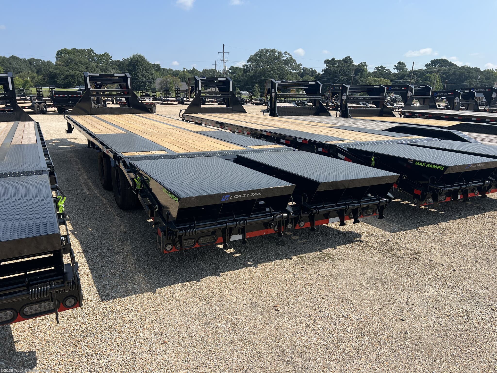 2027 GP 102" x 30' Tandem Low-Pro Gooseneck by Load Trail from Truck & Trailer World in Denham Springs, Louisiana