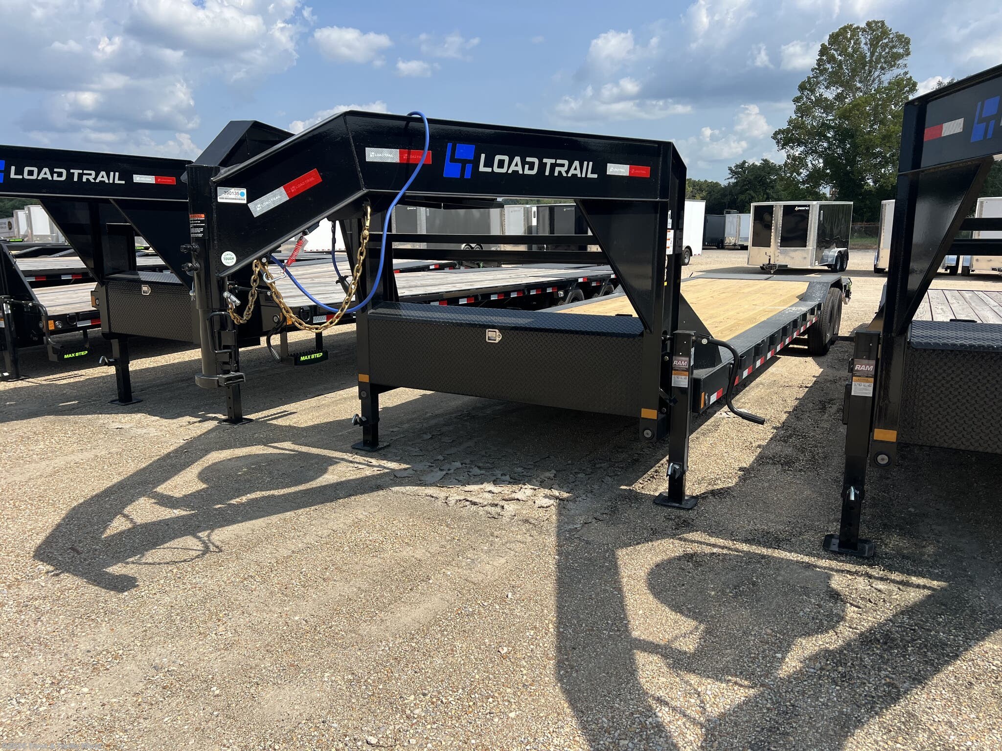 2027 Load Trail GC 102" x 32' Tandem Gooseneck Equipment Trailer