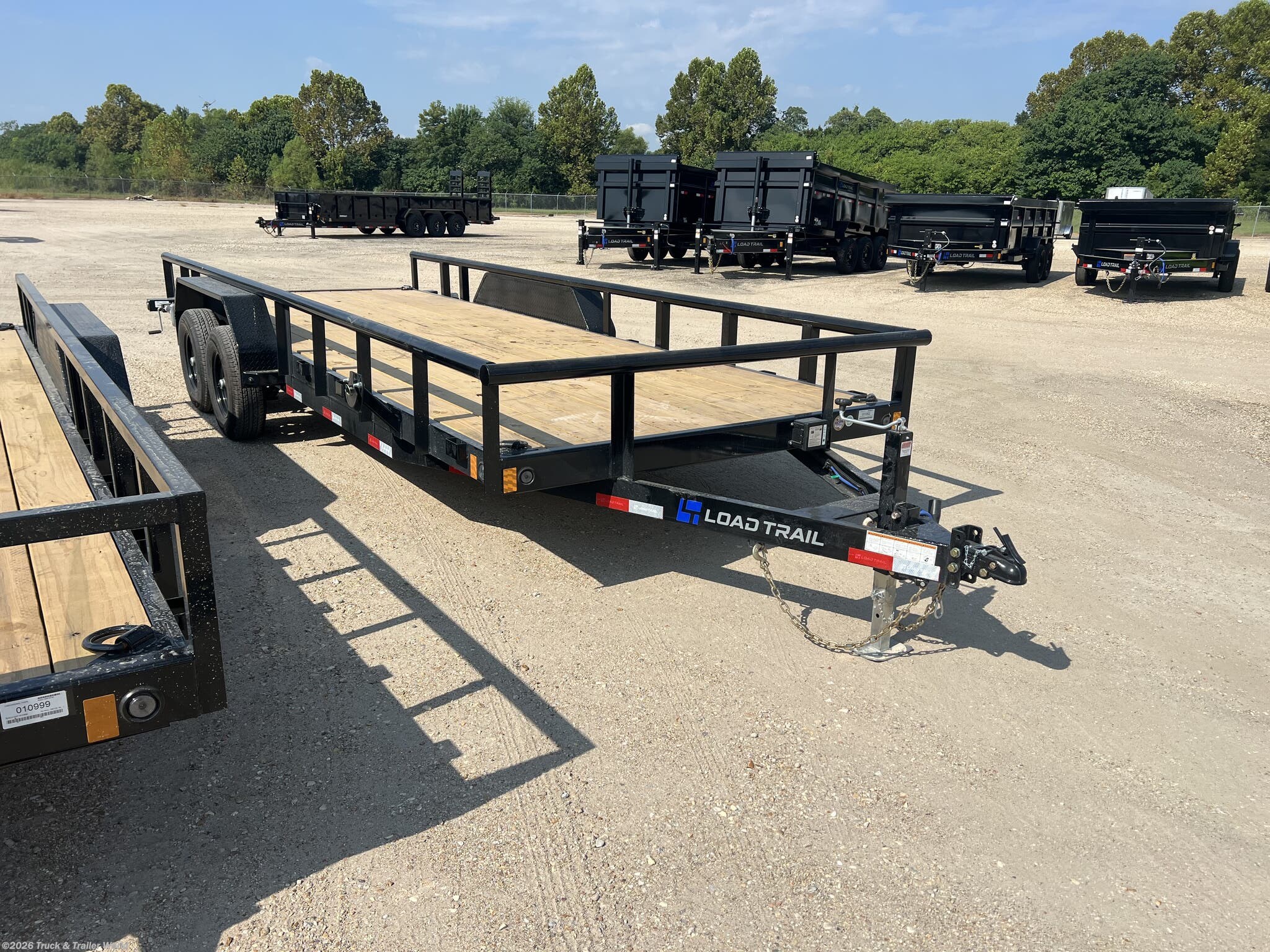 2026 Load Trail CS 83" x 20' Tandem Equipment Trailer