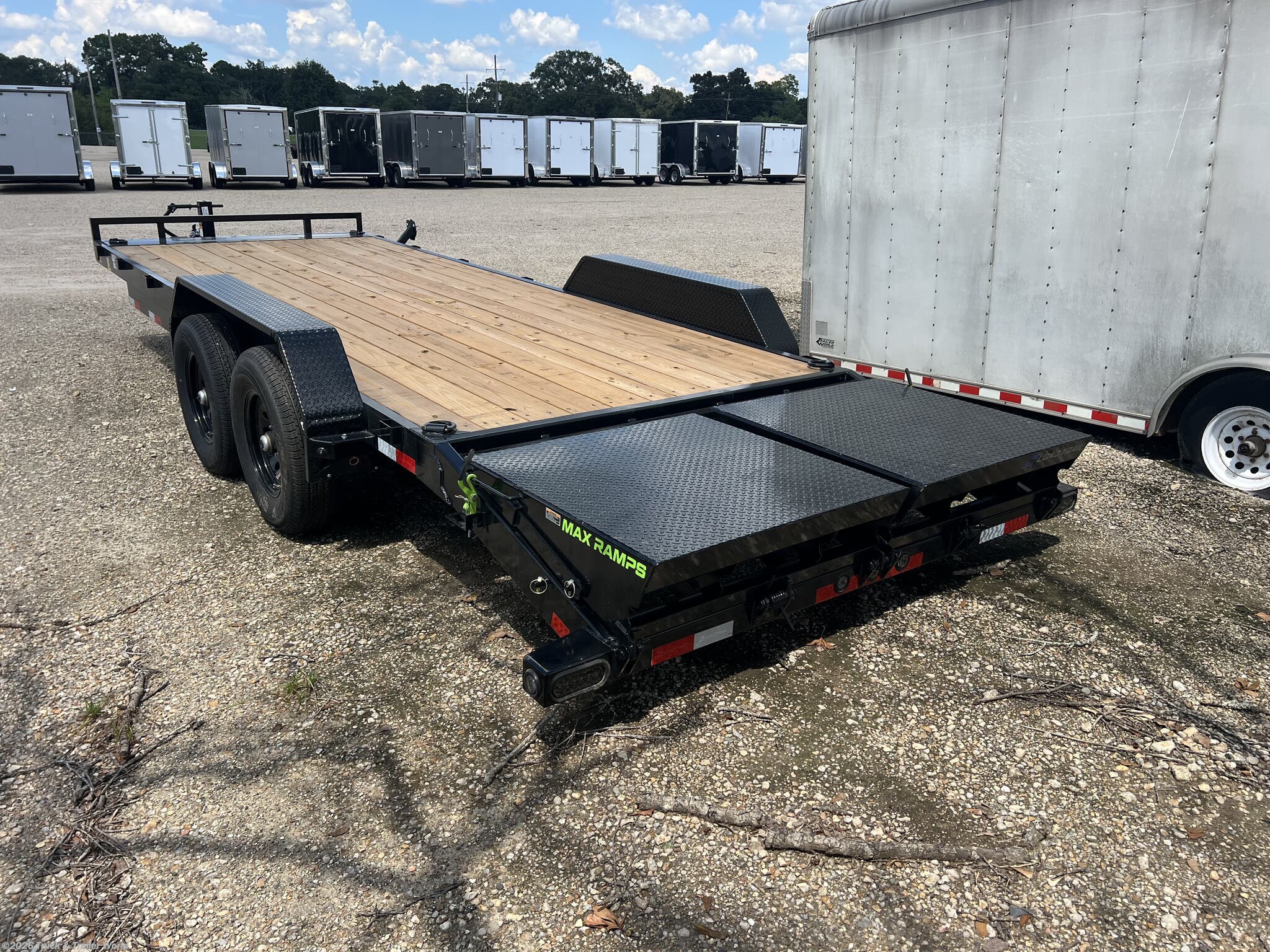 2026 CH 83" x 22' Tandem Axle Equipement by Load Trail from Truck & Trailer World in Denham Springs, Louisiana