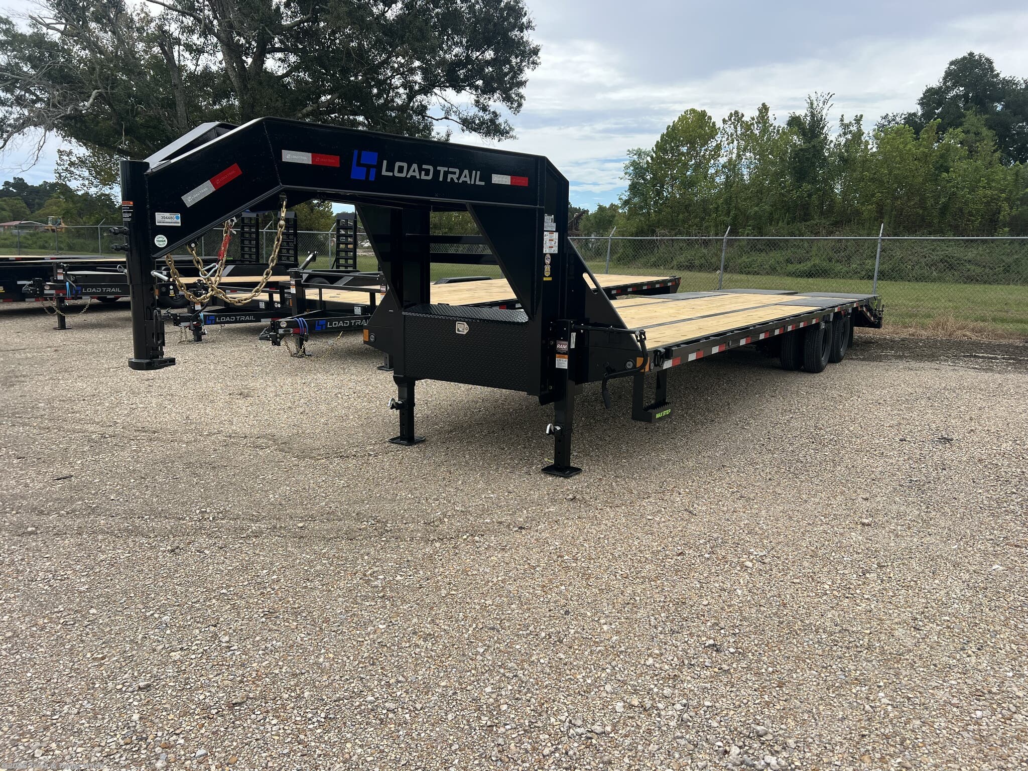 2027 Load Trail GP 102" x 32' Tandem Low-Pro Gooseneck