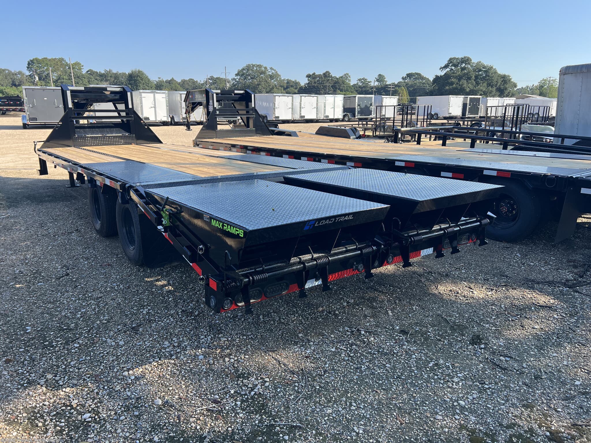 2027 GP 102" x 25' Tandem Low-Pro Gooseneck by Load Trail from Truck & Trailer World in Denham Springs, Louisiana