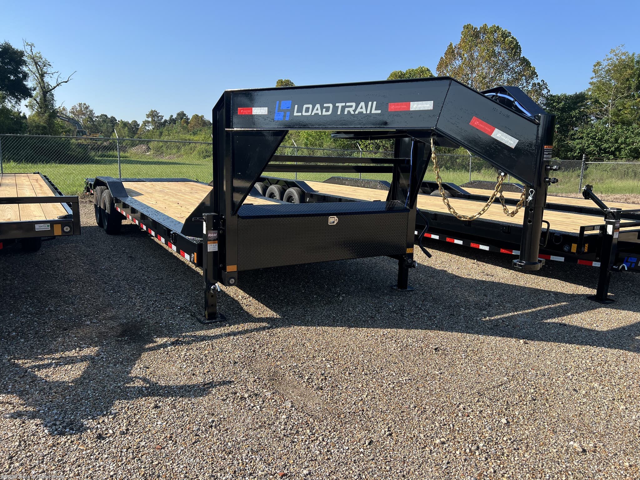 2027 Load Trail GC 102" x 28' Tandem Gooseneck Carhauler