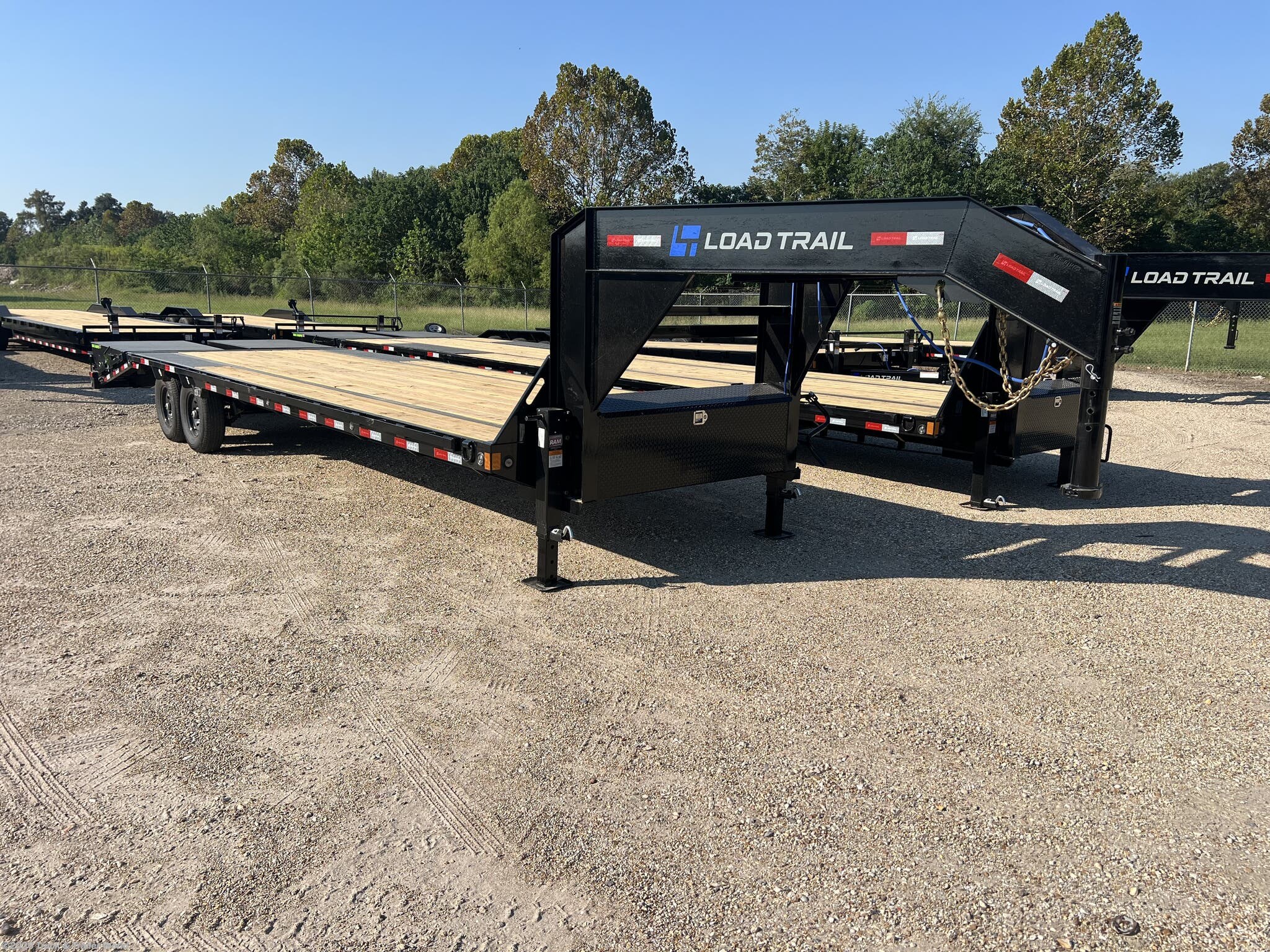 2027 Load Trail GP 102" x 30' Single Wheel Low-Pro Gooseneck