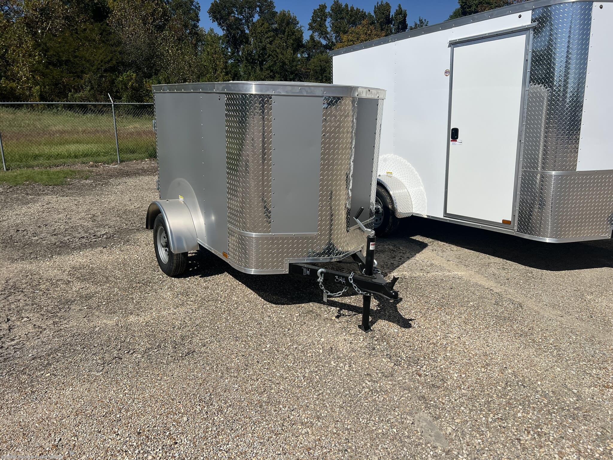 2027 Arising 4' x 6' Single Axle Enclosed