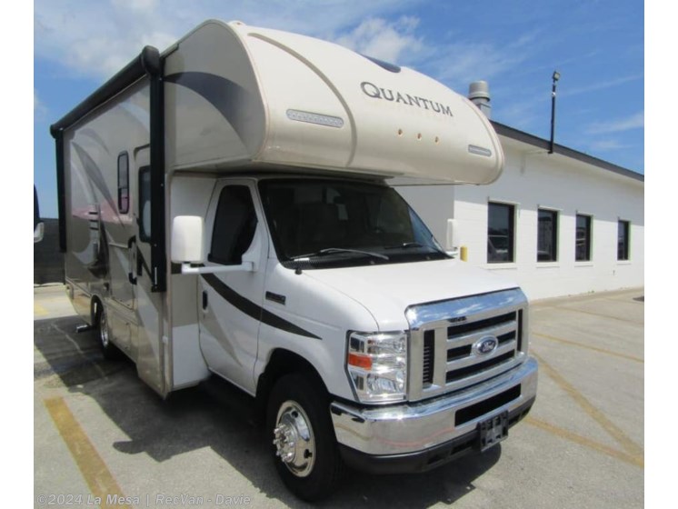 Used 2018 Thor Motor Coach Quantum GR22 available in Davie, Florida