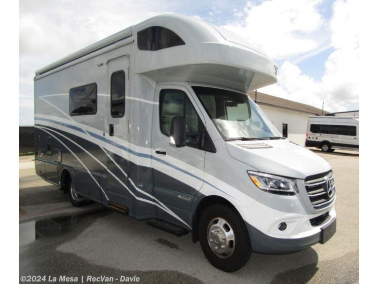 New 2025 Winnebago View WM524D-L available in Davie, Florida