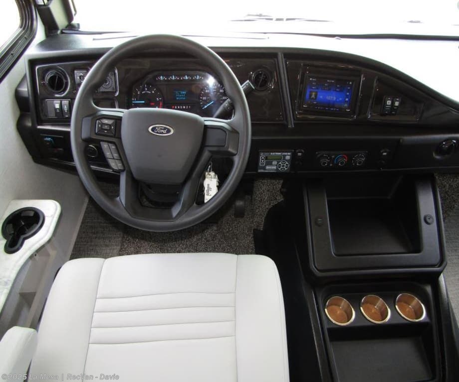 2026 Fleetwood Flair 29M - New Class A For Sale by La Mesa | RecVan - Davie in Davie, Florida