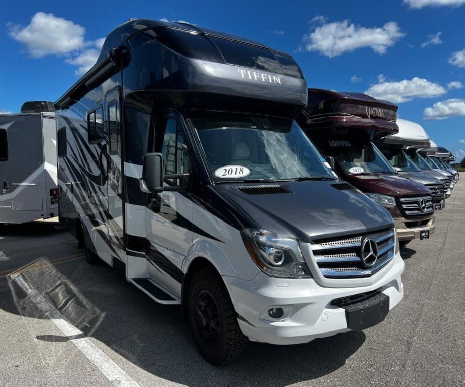 Used 2018 Tiffin Wayfarer 24TW available in Davie, Florida
