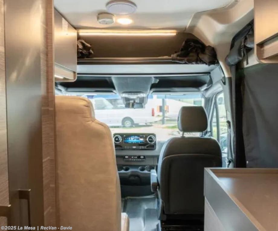 2024 Launch 19Y by Entegra Coach from La Mesa | RecVan - Davie in Davie, Florida