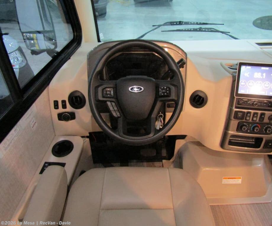 2024 Thor Motor Coach Vegas 24.1 - Used Class A For Sale by La Mesa | RecVan - Davie in Davie, Florida