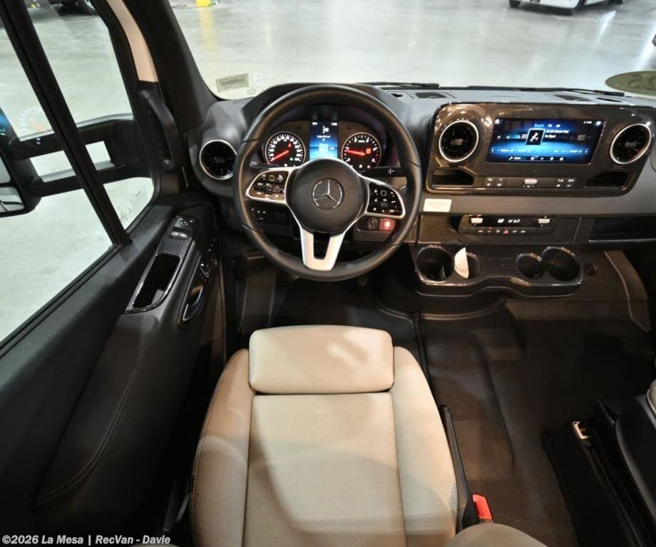 2025 Winnebago View 24D - Used Class C For Sale by La Mesa | RecVan - Davie in Davie, Florida