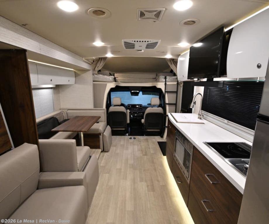 2025 View 24D by Winnebago from La Mesa | RecVan - Davie in Davie, Florida