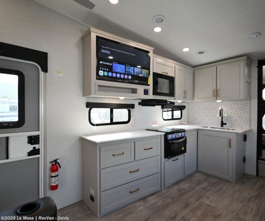 New 2026 Heartland Sundance XLT 28DB available in Davie, Florida