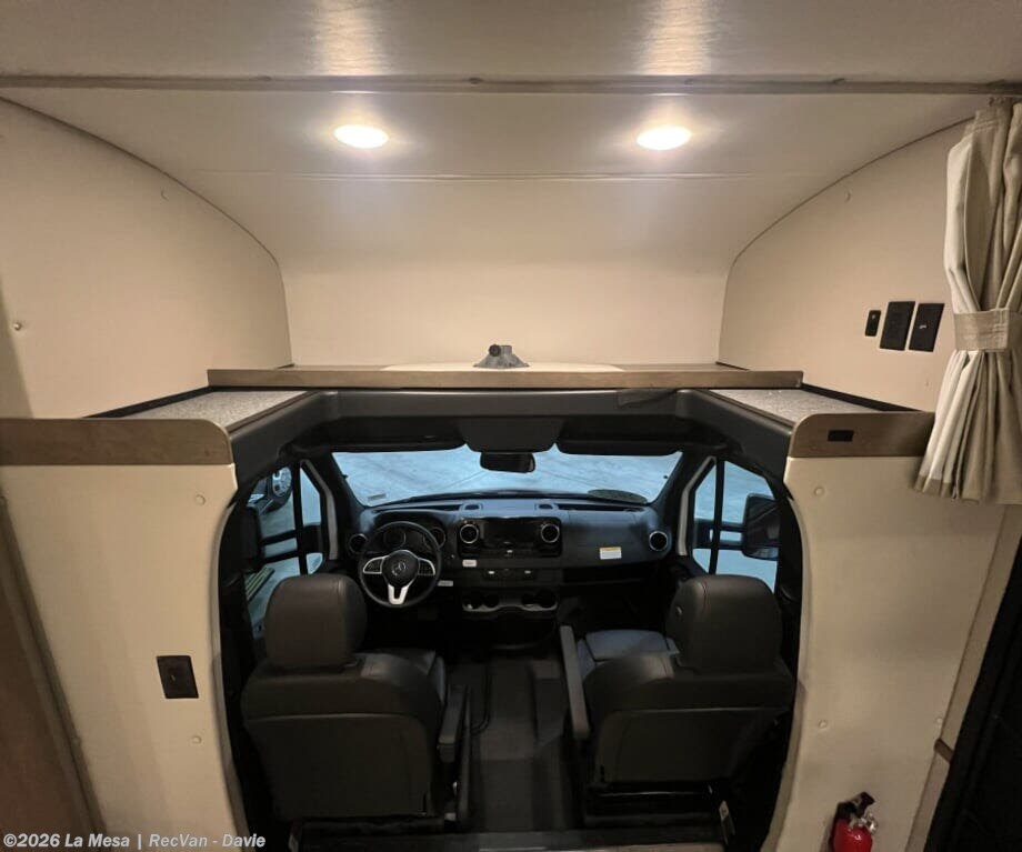 Used 2023 Renegade VIENNA M-25VFWS available in Davie, Florida