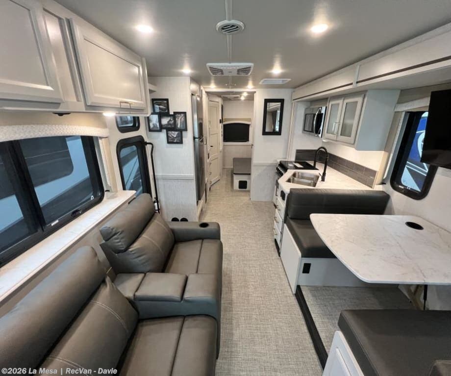 New 2026 Fleetwood Flair 28A available in Davie, Florida